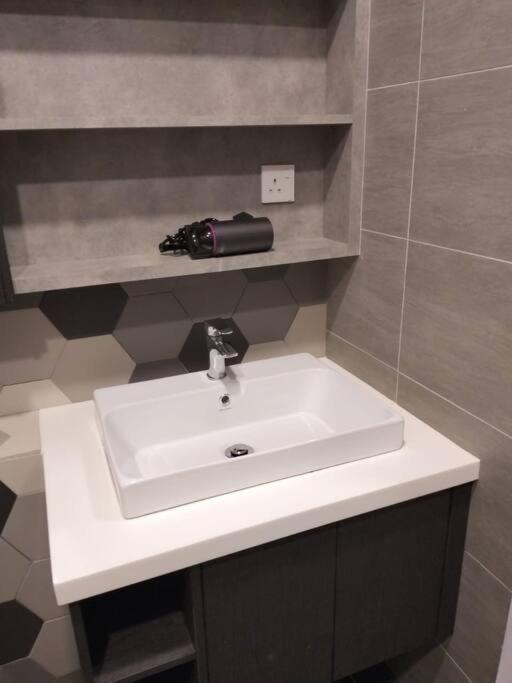 Klcc Towerviewsty5pax At Ceylonzsuites Kuala Lumpur