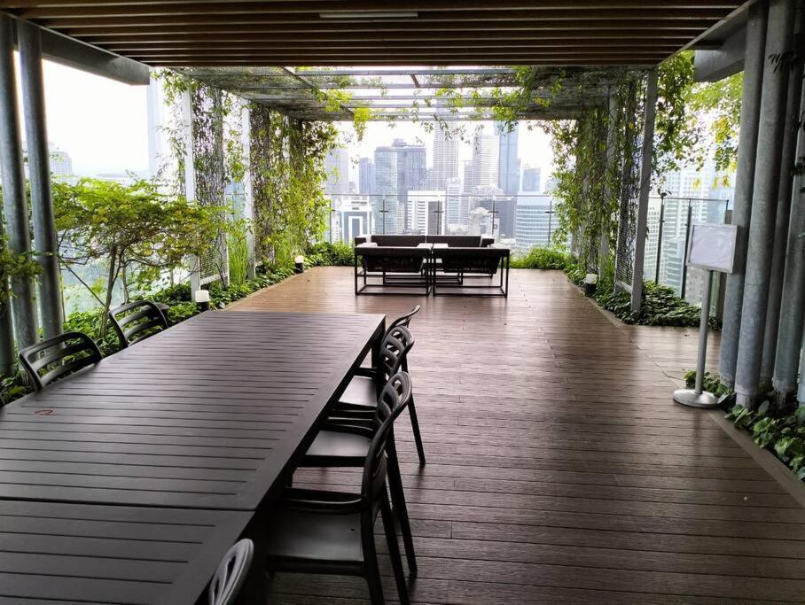 Apartment Klcc Towerviewsty5pax At Ceylonzsuites *
