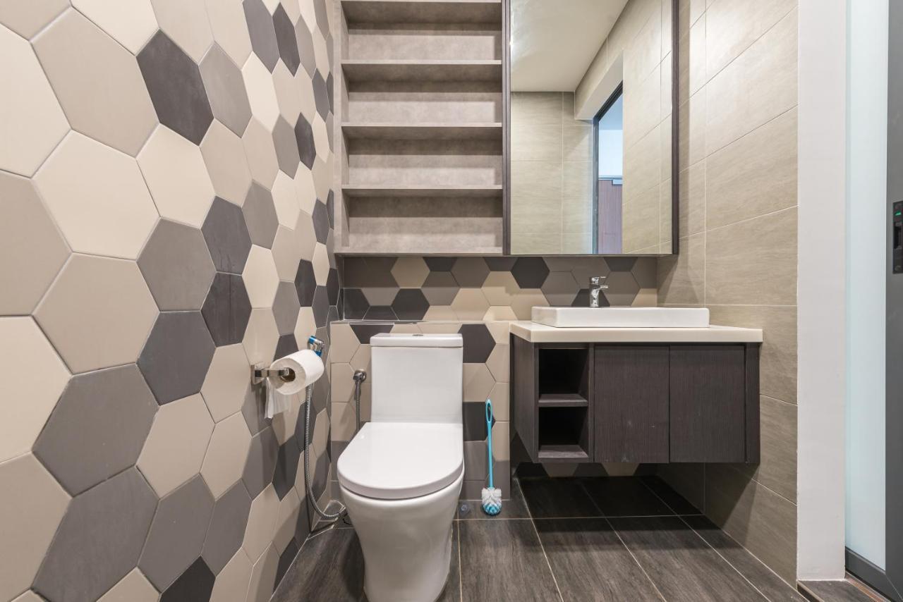 Apartment Klcc Towerviewsty5pax At Ceylonzsuites